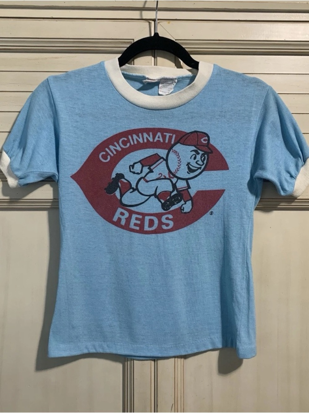 MLB Cincinnati Reds Ringer Tee Women’s Size Small Vintage Tshirt